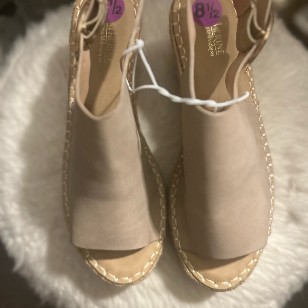Natural Beige Wedge Sandals